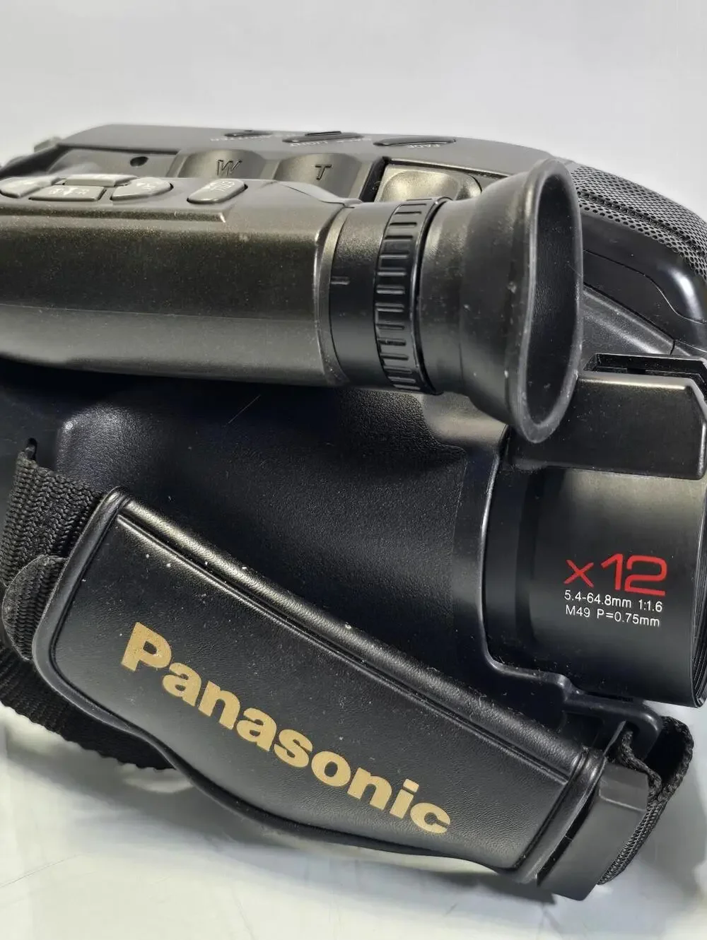 Panasonic PV-IQ304D VHS-C Camcorder 1994 Untested As-Is Parts Repair Japan Made